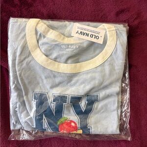 Old Navy Light Blue and Cream Graphic Tee
